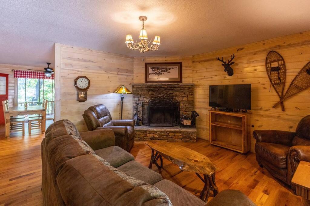 Pet Friendly Luxury Cabin Near Helen With Fire Pit Cleveland Extérieur photo