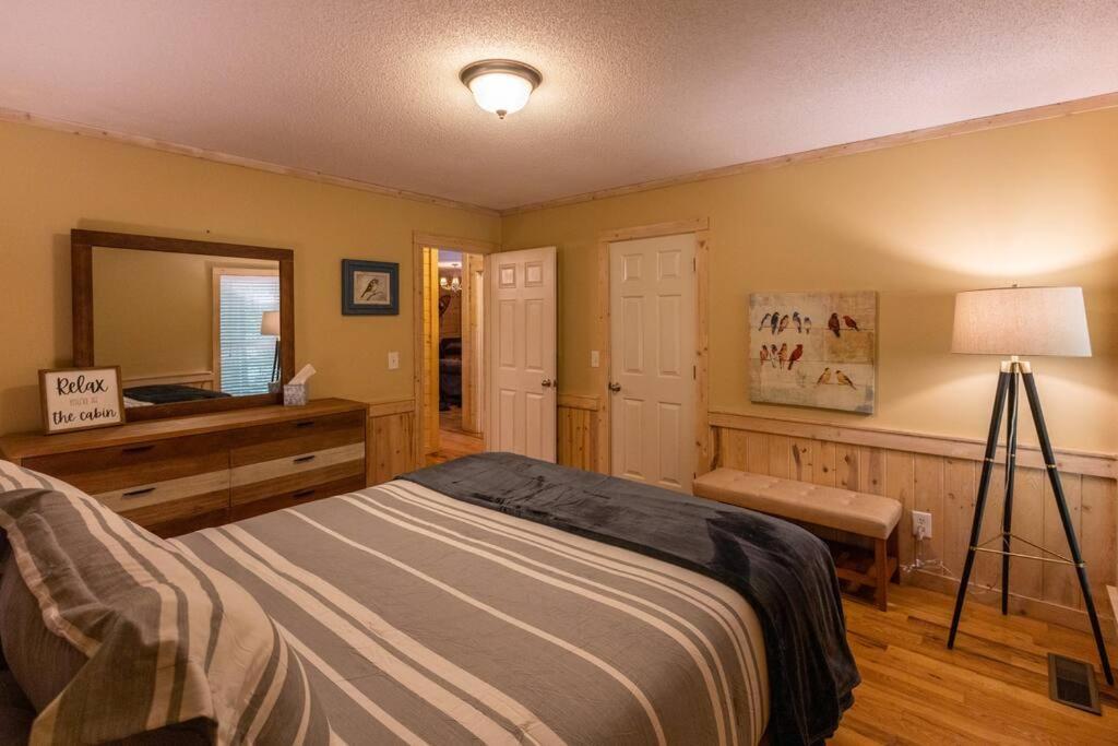 Pet Friendly Luxury Cabin Near Helen With Fire Pit Cleveland Extérieur photo